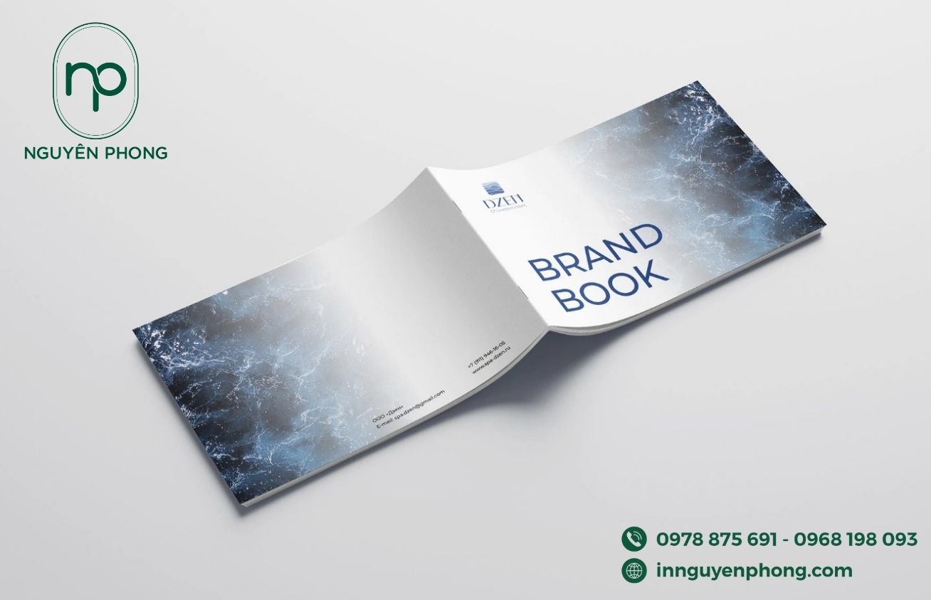 Mẫu logo thẩm mỹ viện in trên catalogue